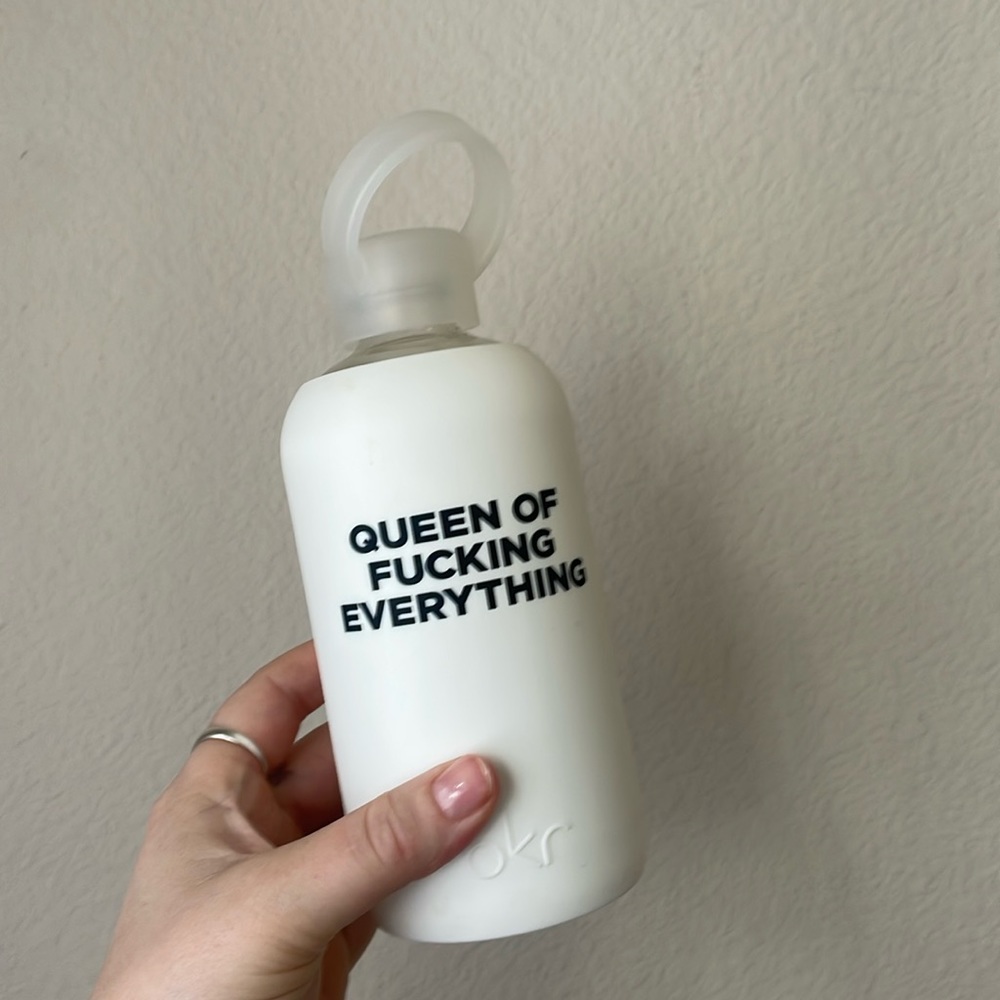 Bkr white queen of f*cking everything bottle 500ml